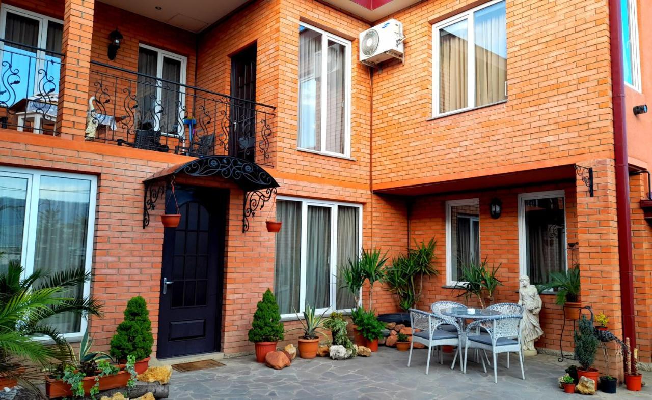Green Garden Tbilisi Bagian luar foto