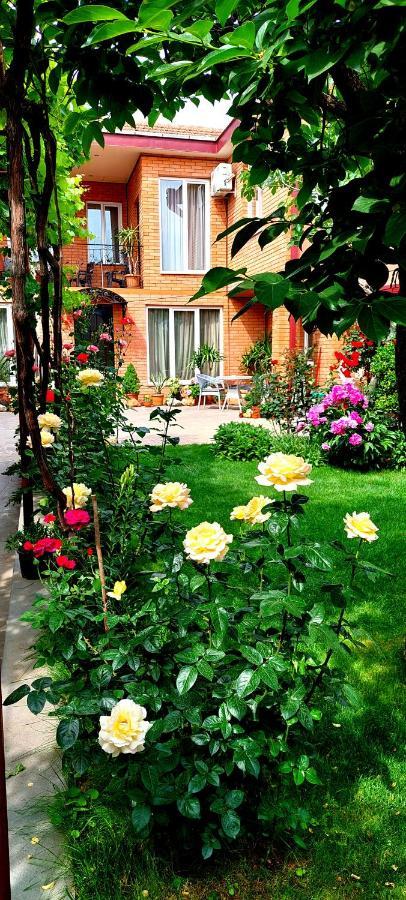 Green Garden Tbilisi Bagian luar foto